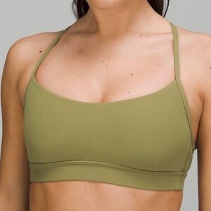 Lululemon Flow Y Nulu Bra Green Size 4
